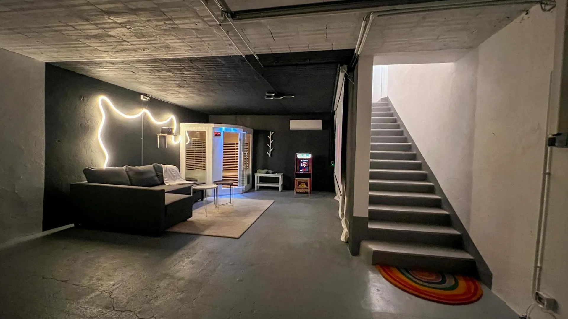 Havre De Bien-Etre A Toulon Avec Sauna 4 Couchages France